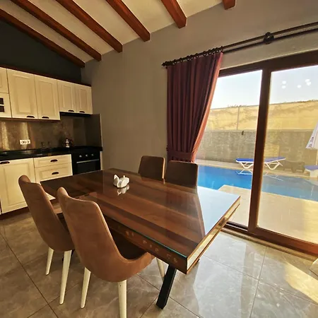 ヴィラ Likya Ruby 2+1 Villa, Oezel Havuzlu, フェティエ