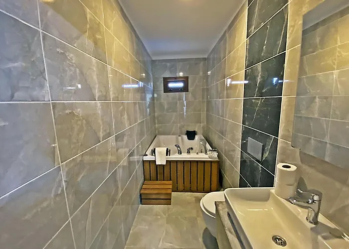 Likya Ruby 2+1 Villa, Oezel Havuzlu,